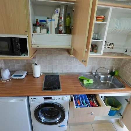 Apartman Something Over